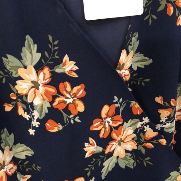BloomChuc Floral Tulip Hem Navy Dress 18-20 NWT - Picture 4 of 9